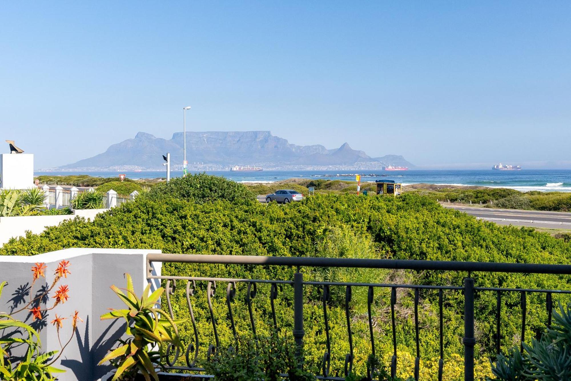Grace Of Blaauwberg One Holiday home *