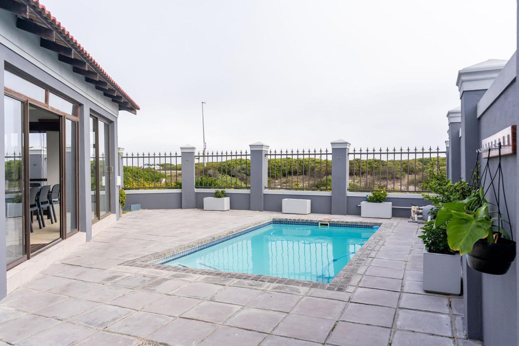 Grace Of Blaauwberg One Holiday home *